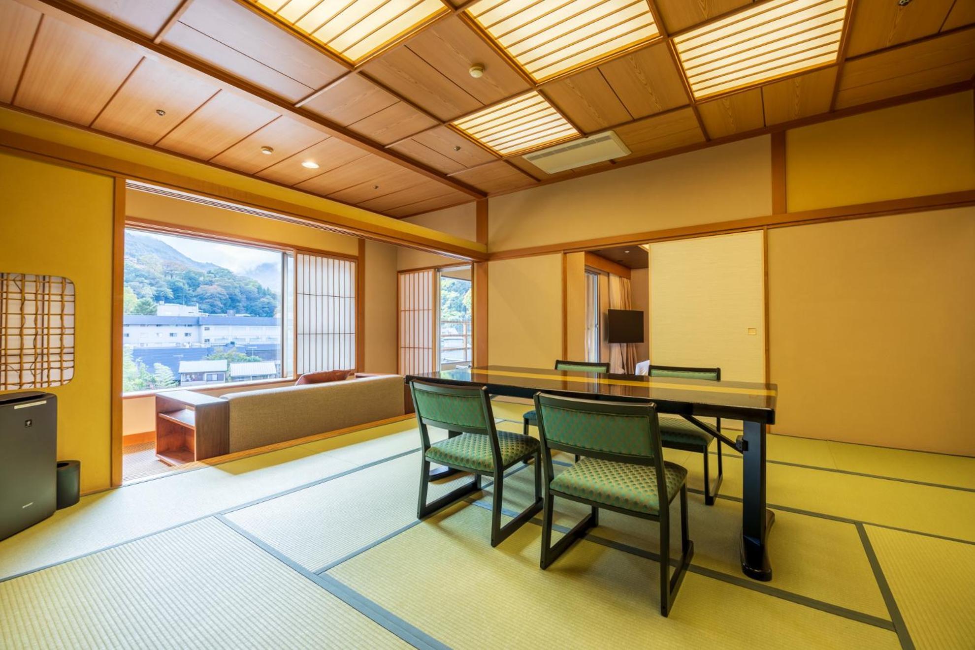 Ryokan Hakone Yumoto Onsen Hotel Kajikaso 4*