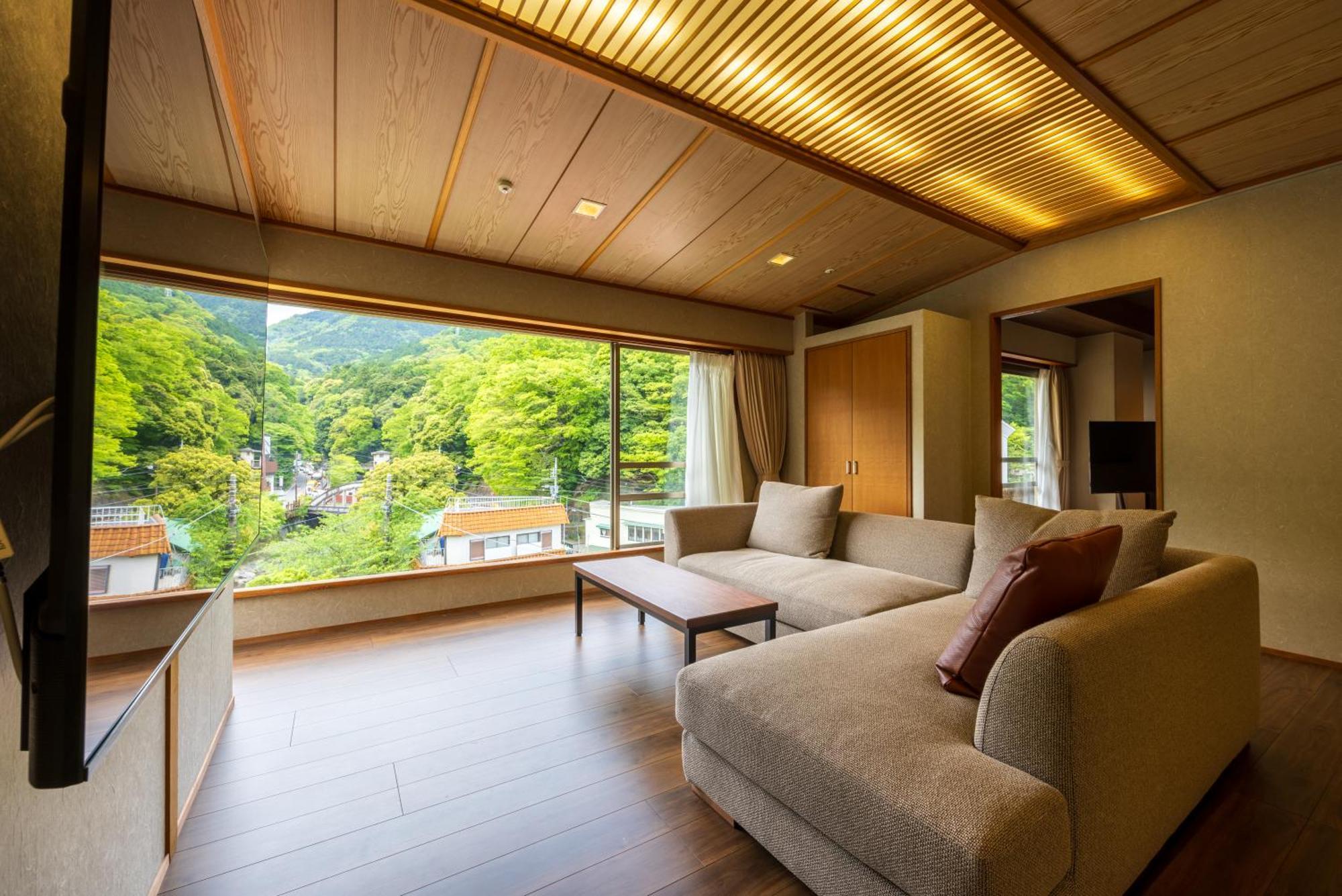 Hakone Yumoto Onsen Hotel Kajikaso Ryokan 4*