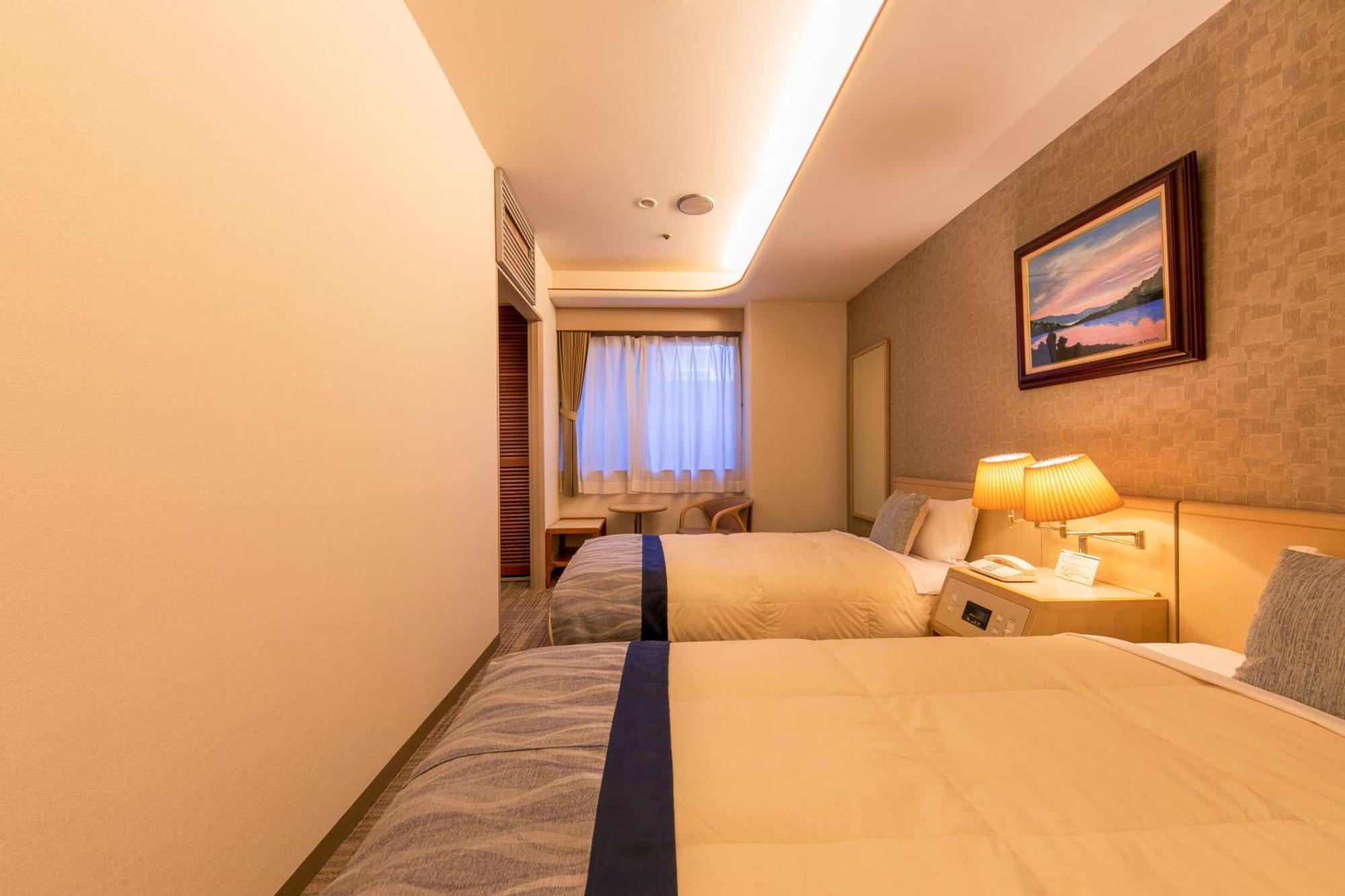 Hakone Yumoto Onsen Hotel Kajikaso 4*
